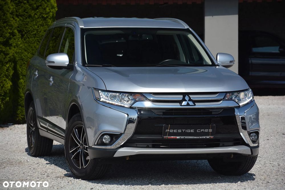 Mitsubishi Outlander - 1
