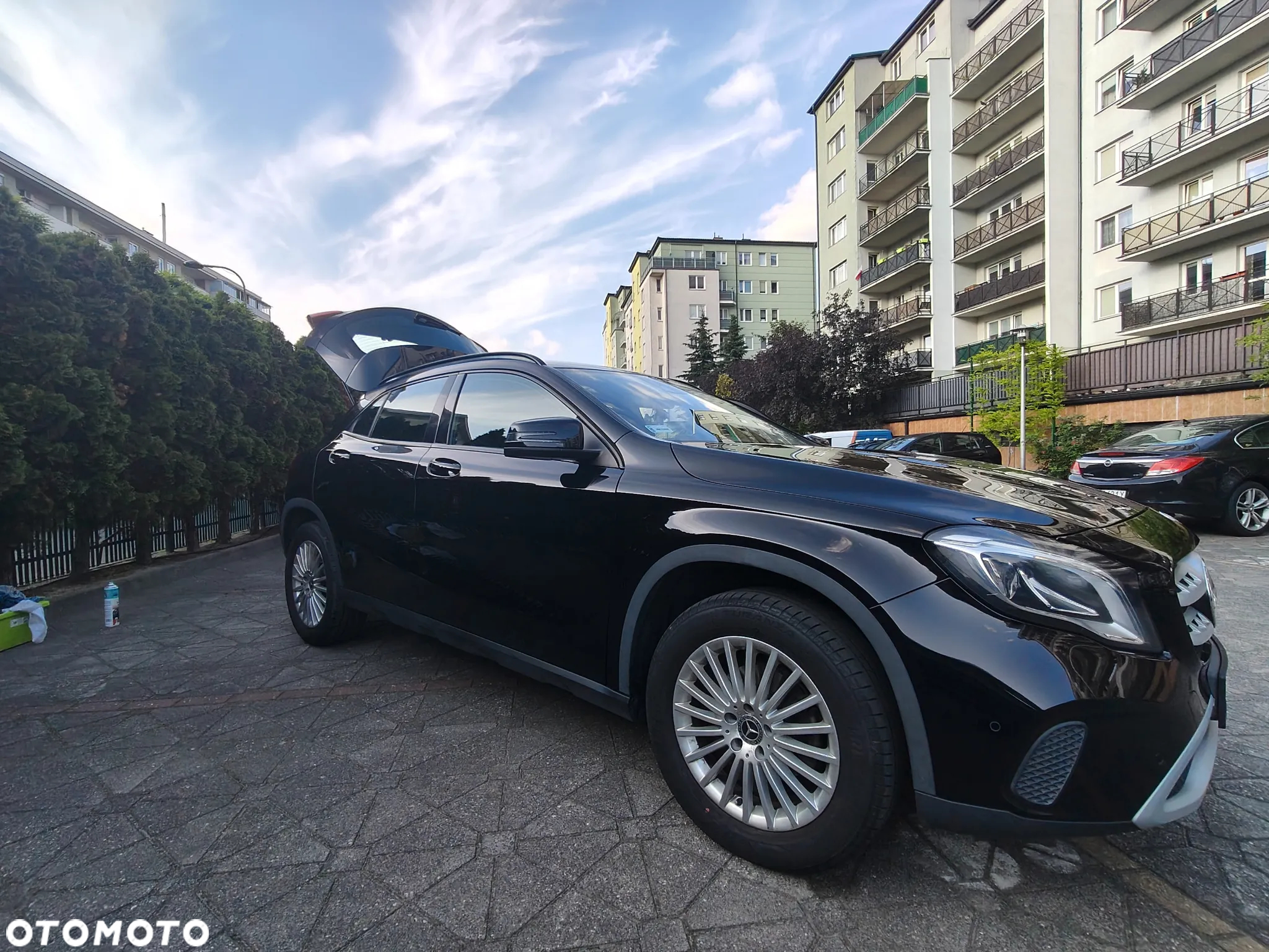 Mercedes-Benz GLA 200 7G-DCT Style - 24