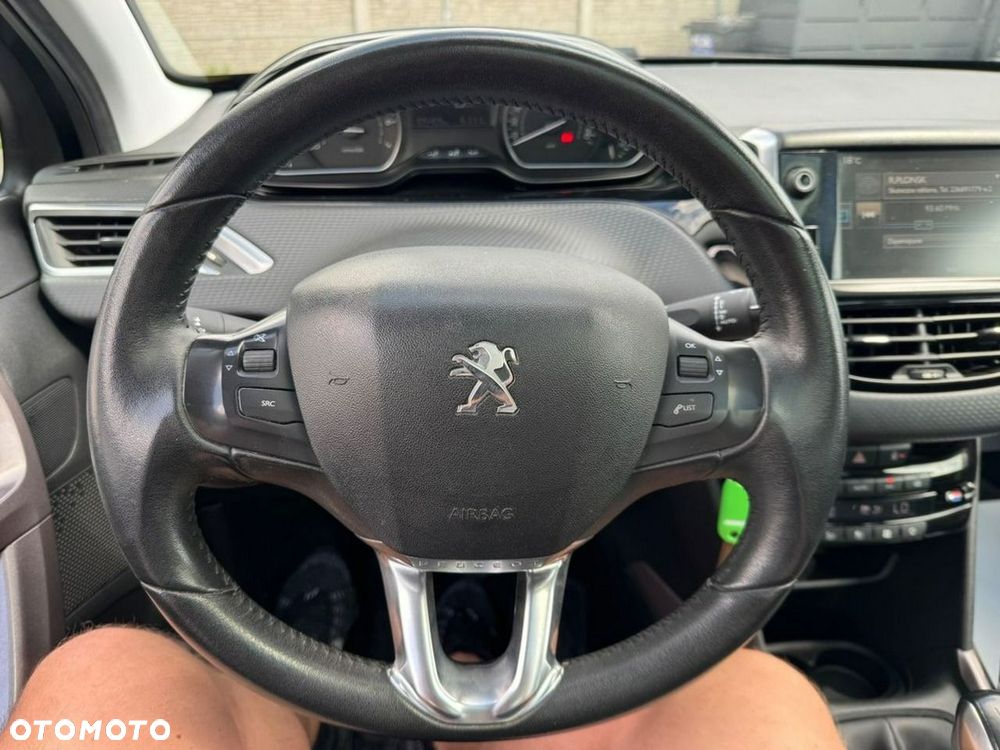 Peugeot 2008 - 13