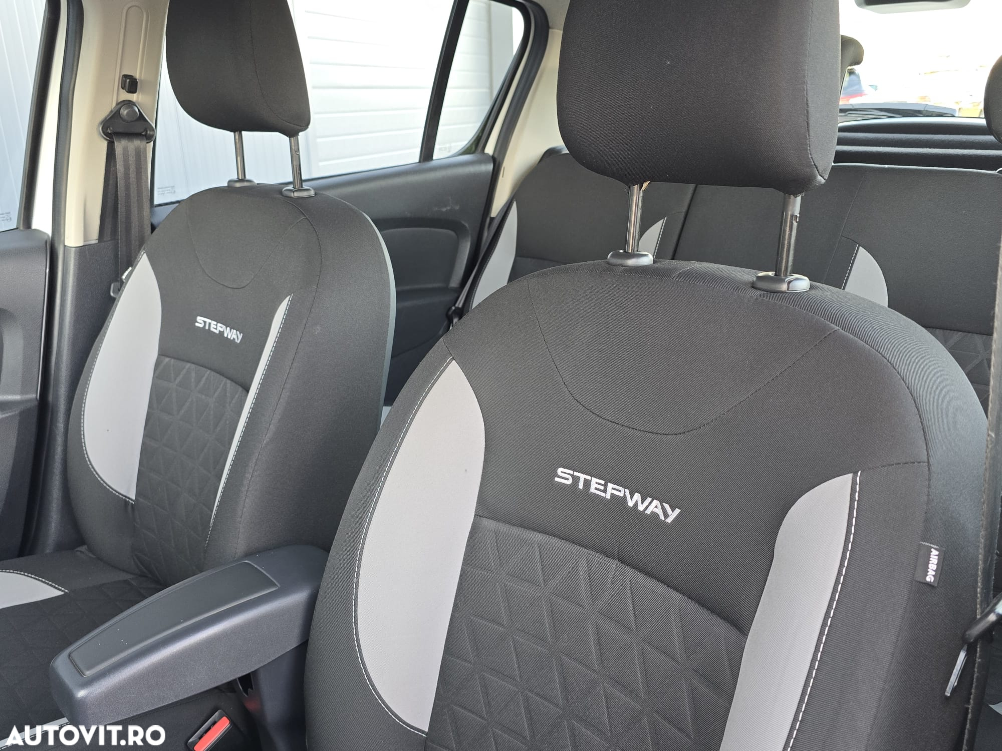 Dacia Sandero Stepway dCi 90 S&S Ambiance - 16
