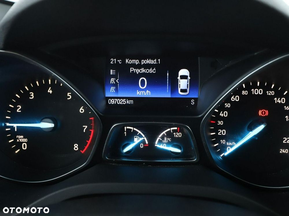 Ford Kuga 1.5 EcoBoost 2x4 ST-Line - 23