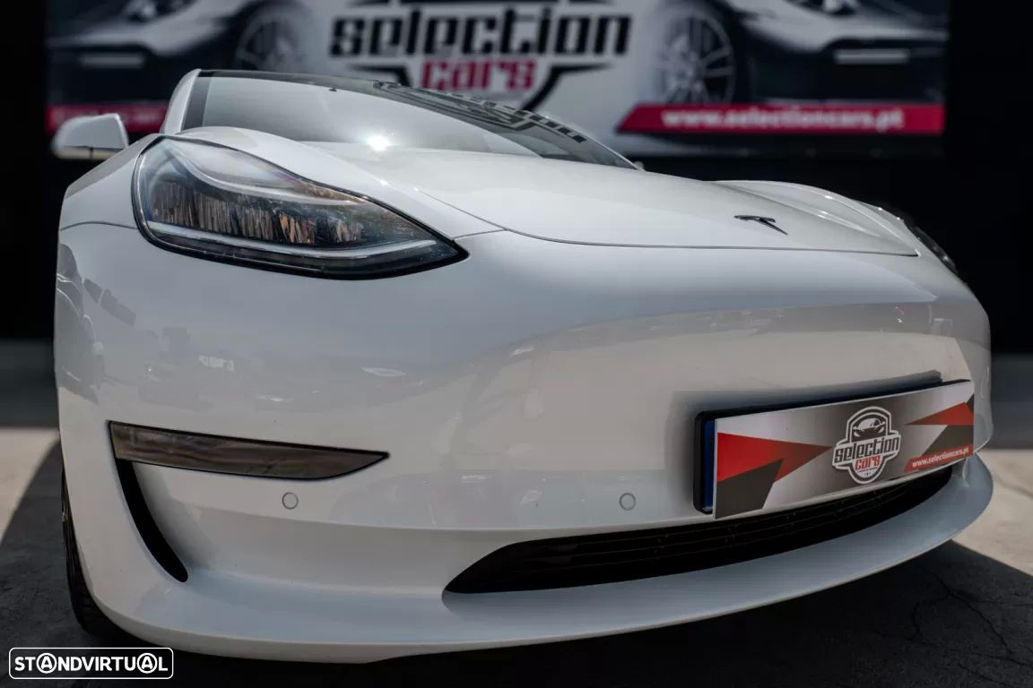 Tesla Model 3 Long-Range Dual Motor AWD - 4