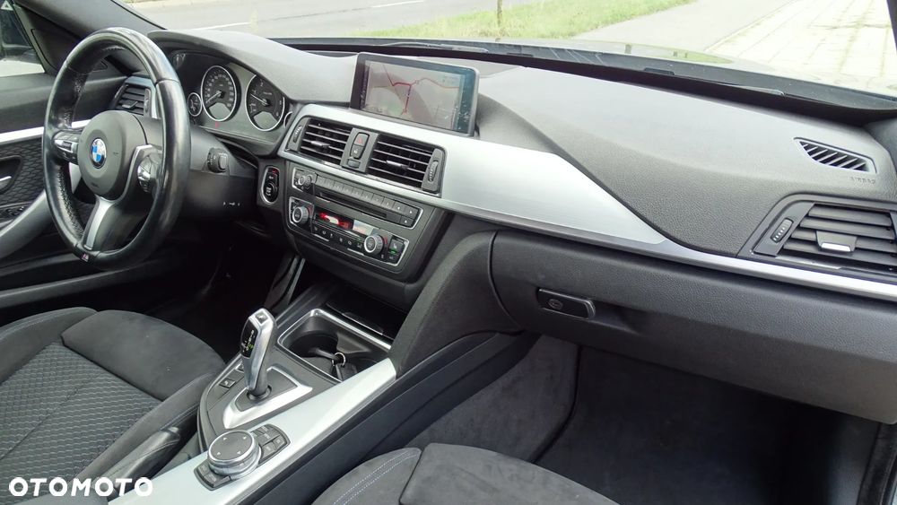 BMW 3GT 325d M Sport - 13