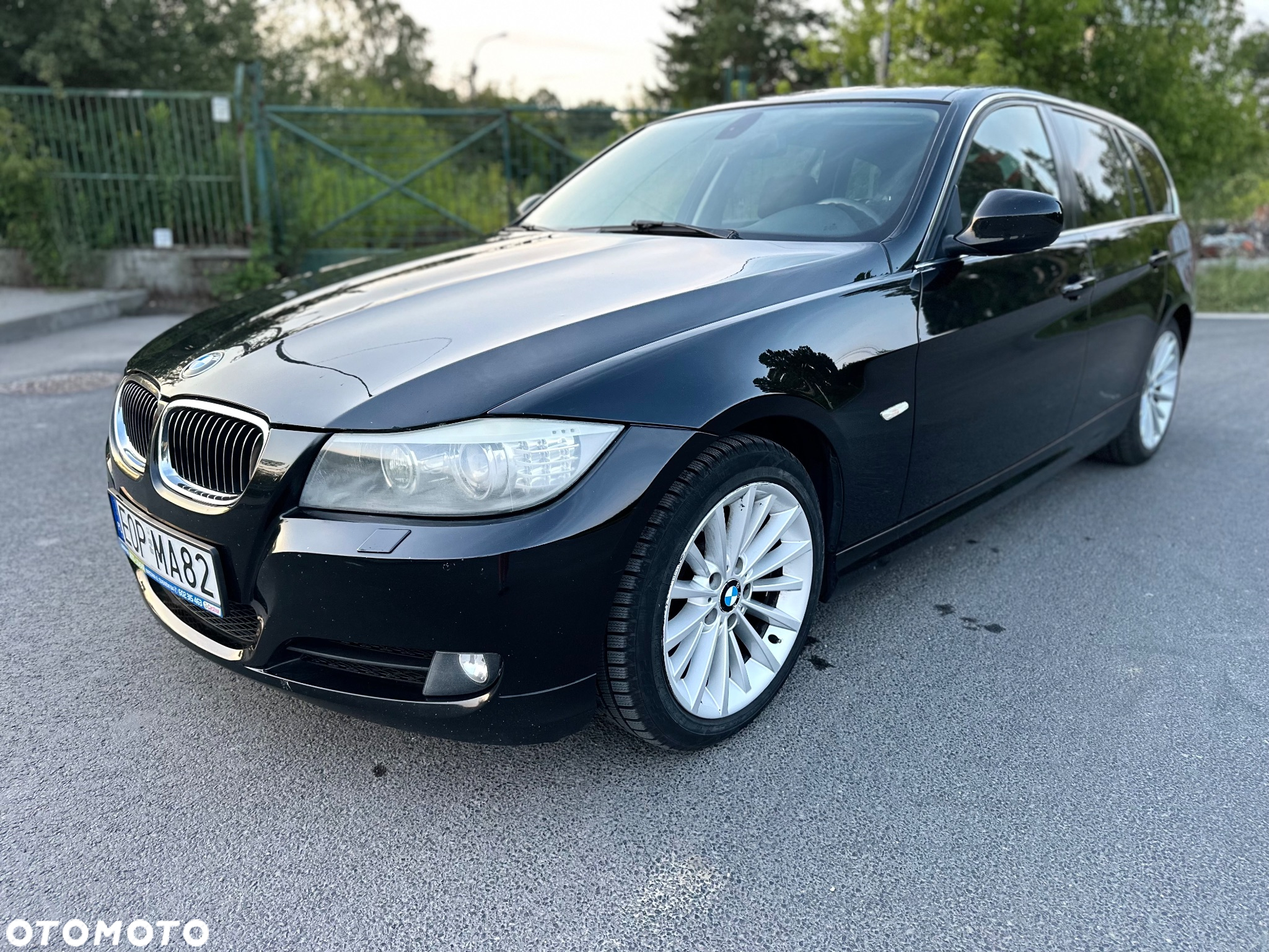 BMW Seria 3 325d DPF Touring - 4