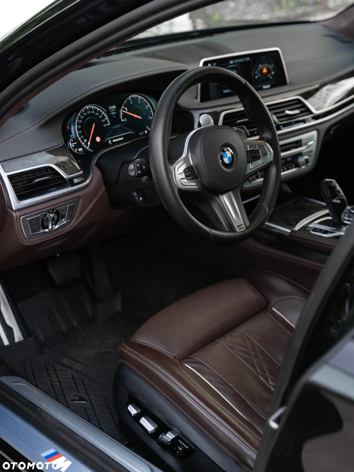 BMW Seria 7 730Ld xDrive - 23