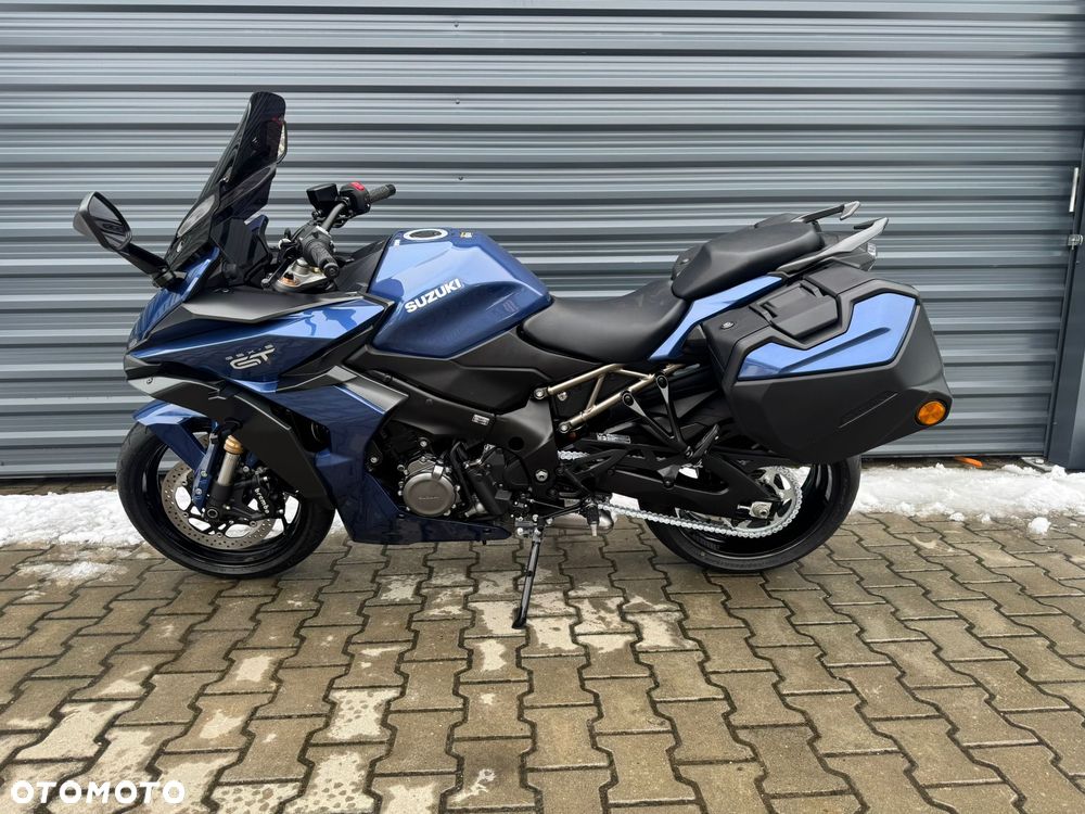 Suzuki GSX - 4