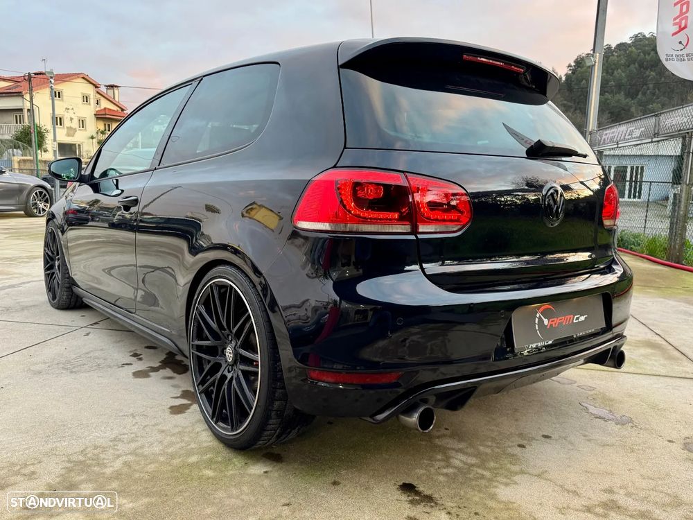 VW Golf 2.0 GTI DSG - 8