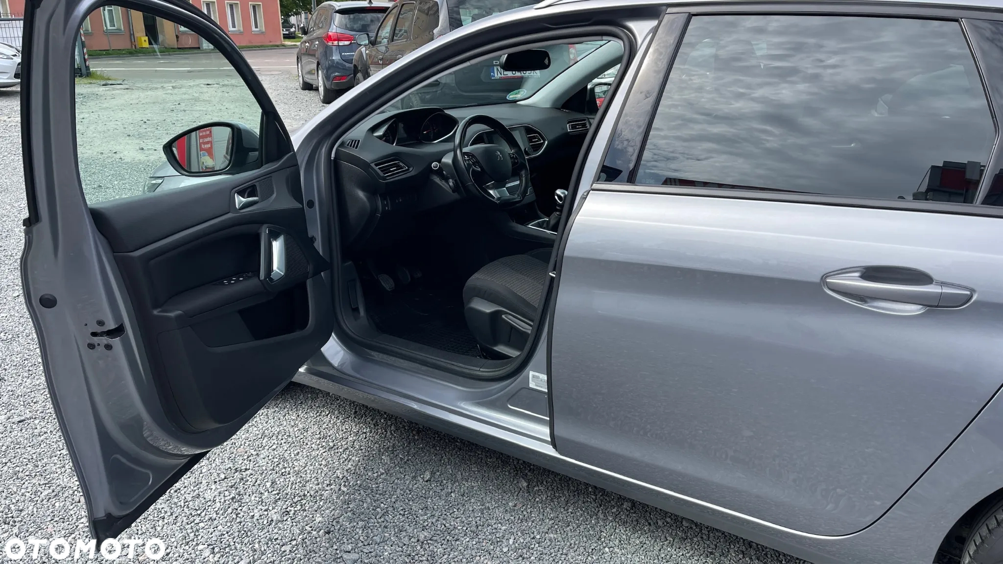 Peugeot 308 - 23