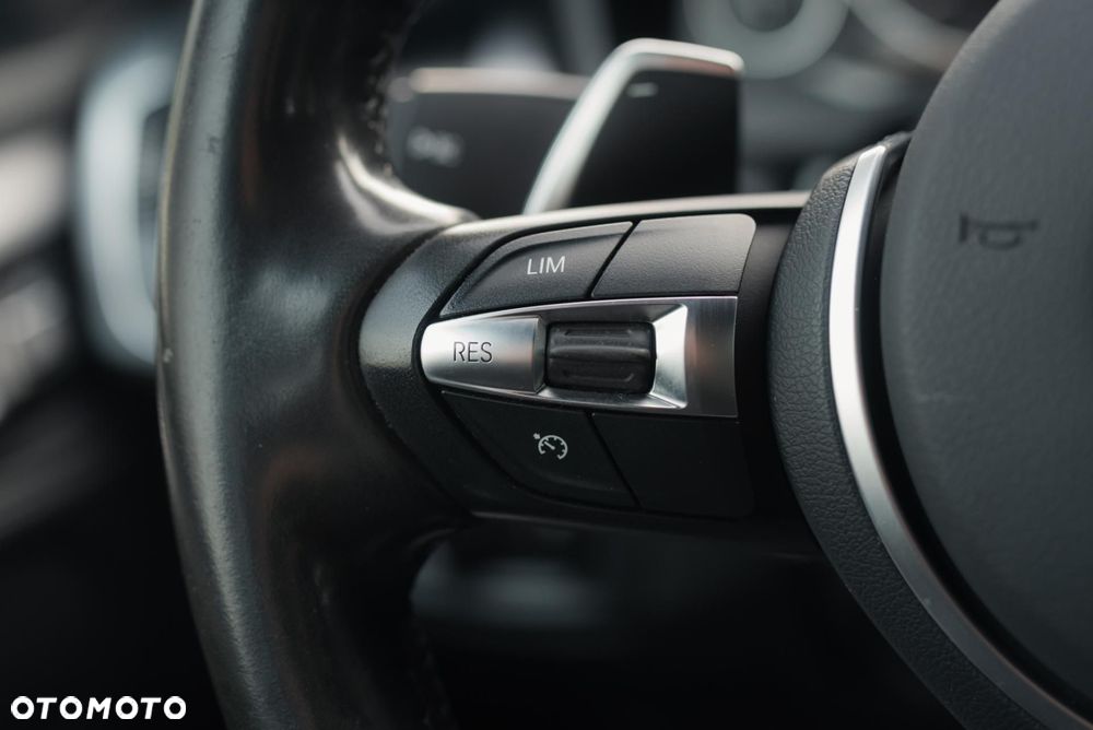 BMW X5 xDrive25d - 26