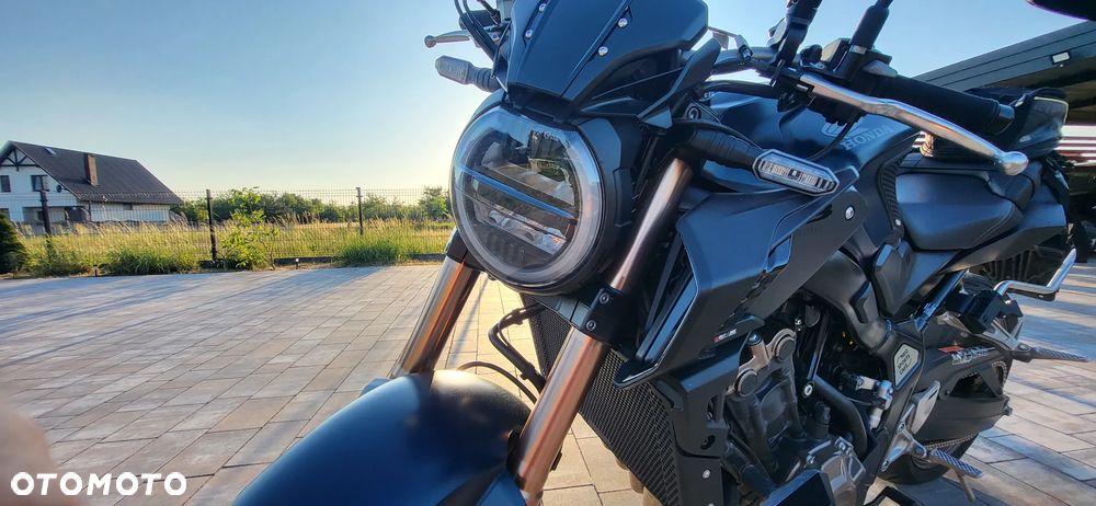Honda CB - 4