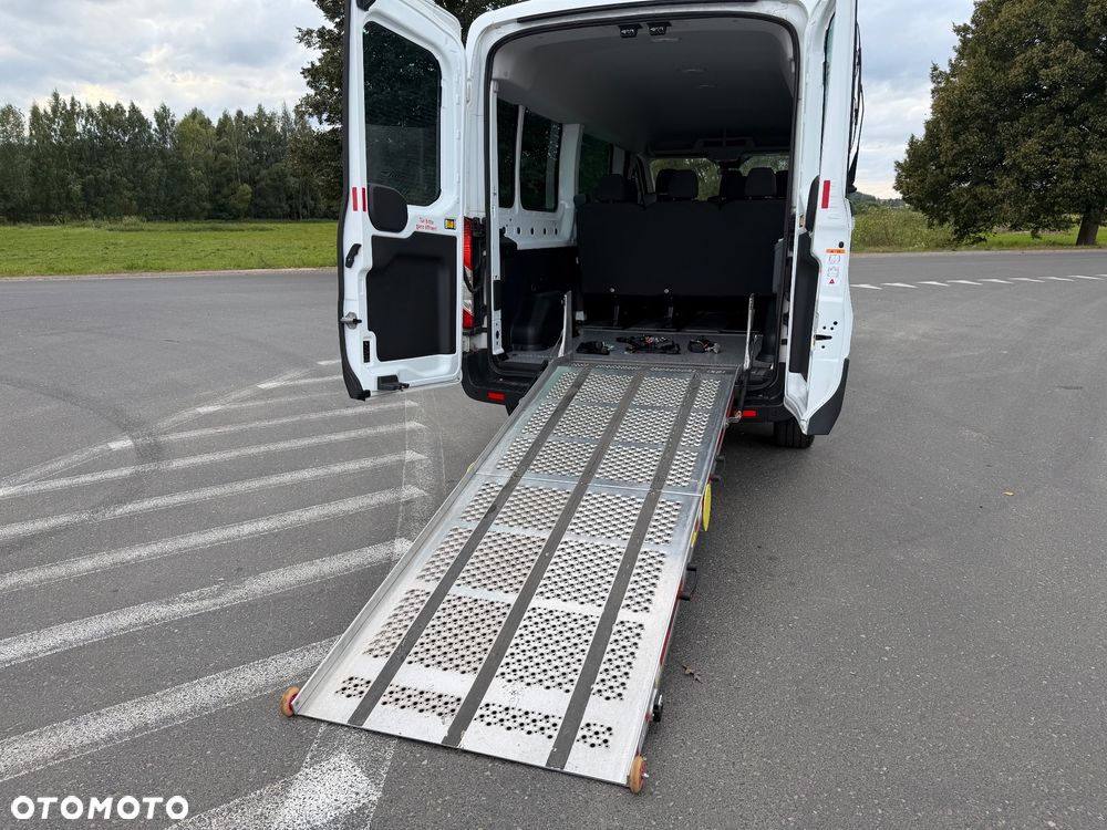 Ford Transit - 28