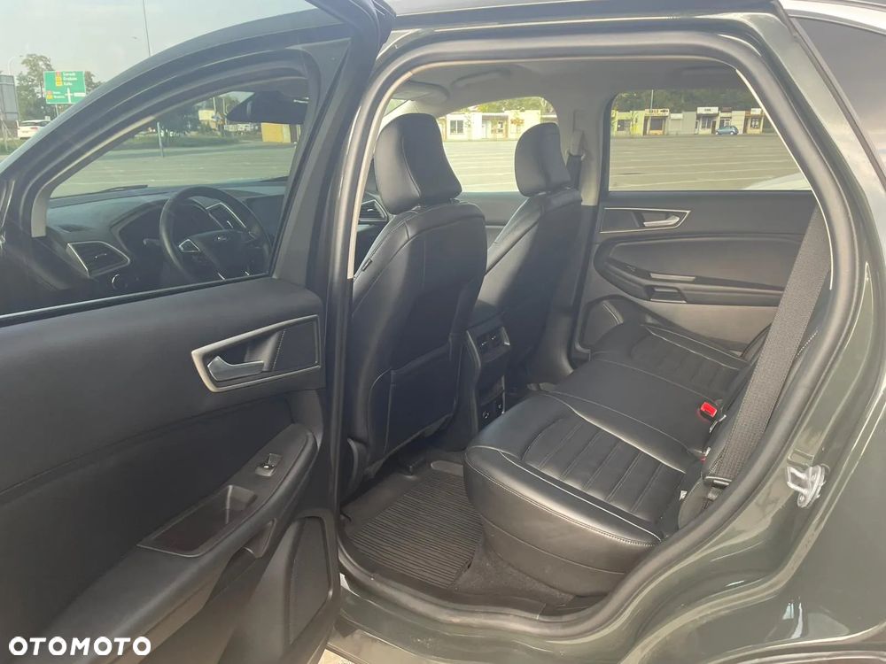 Ford Edge - 15