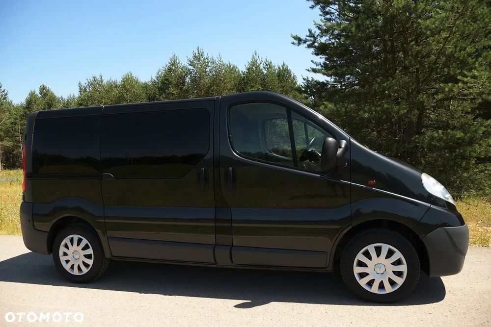 Opel Vivaro - 10