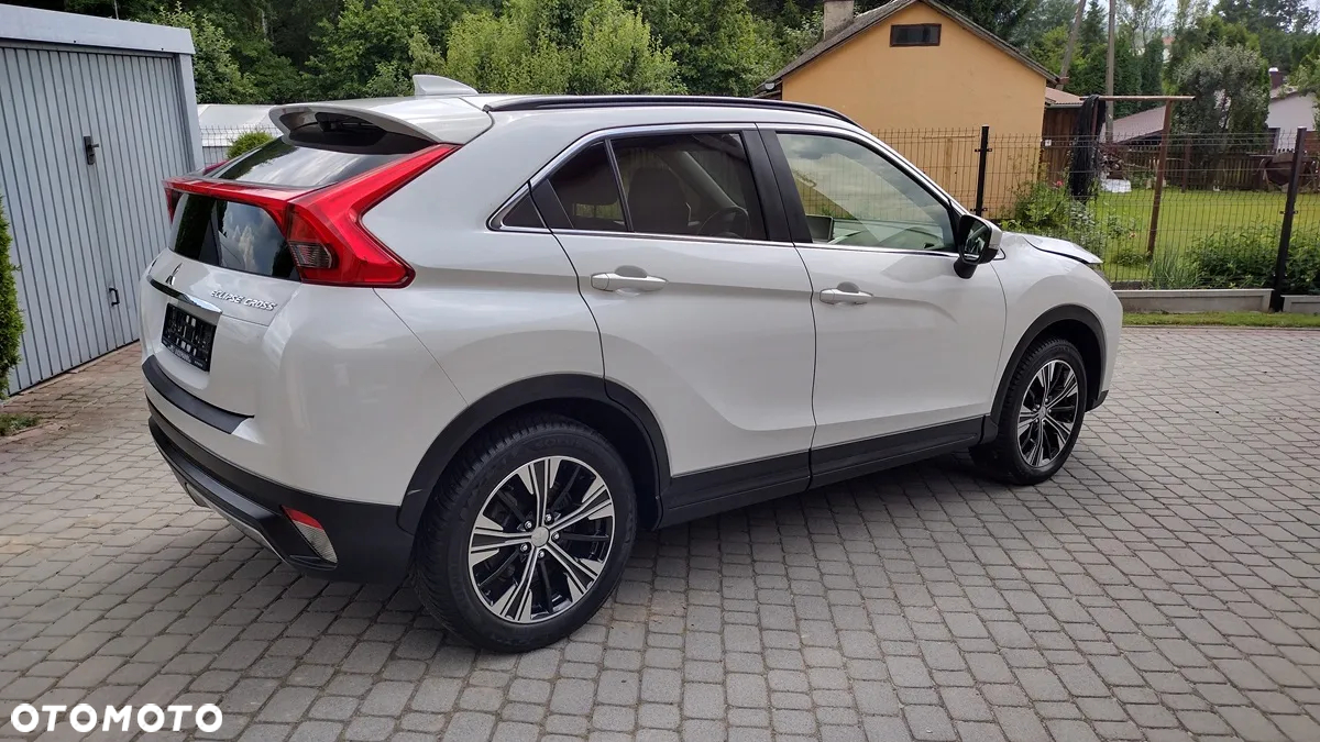 Mitsubishi Eclipse Cross - 6