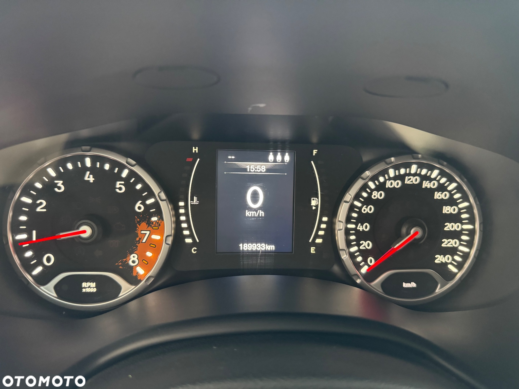 Jeep Renegade 1.6 E-TorQ Sport FWD - 9