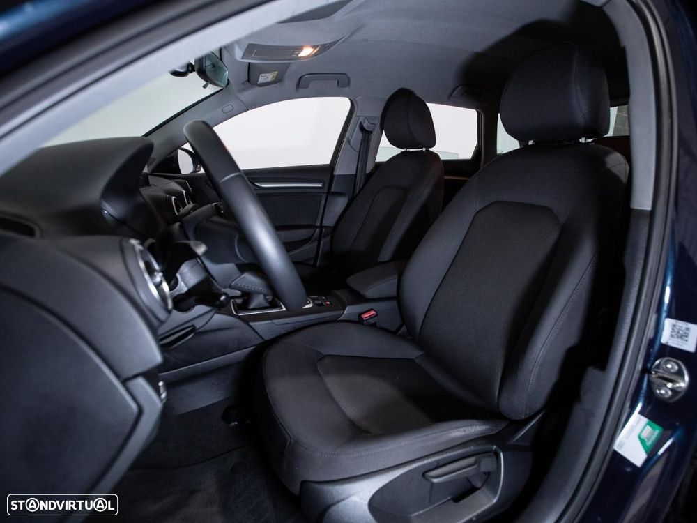 Audi A3 Sportback 2.0 TDI - 9