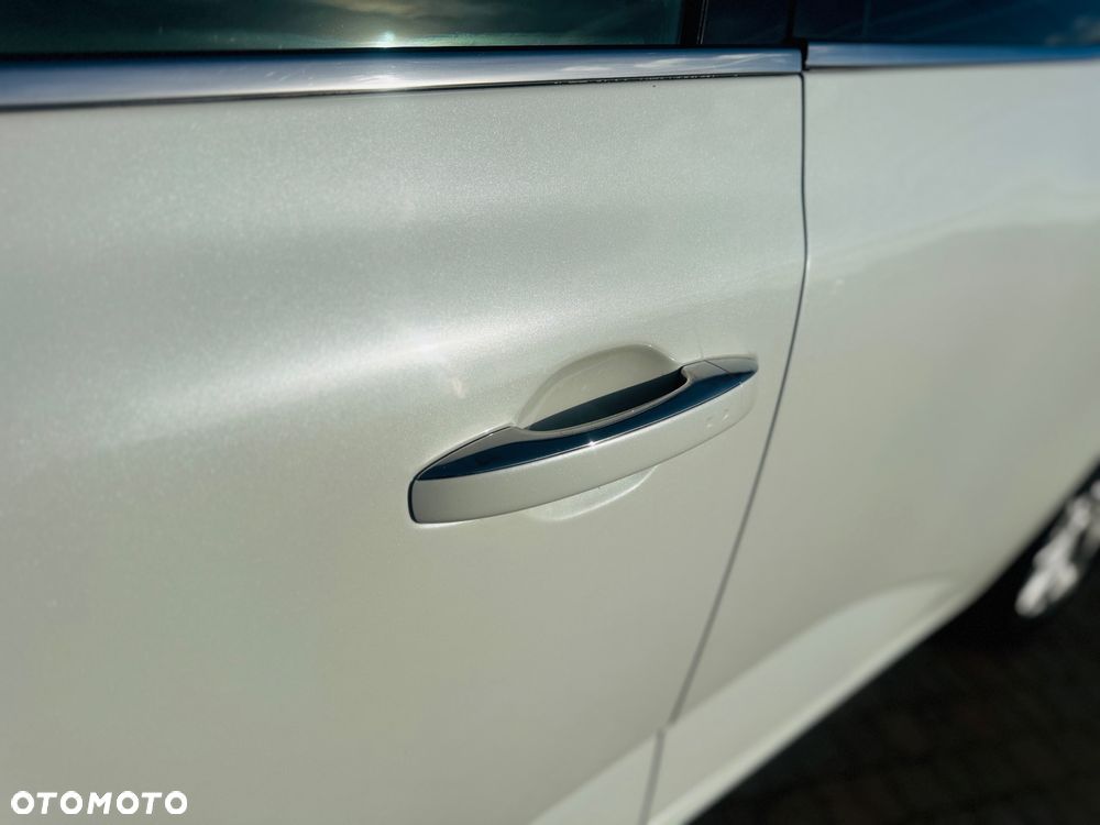 Renault Megane 1.3 TCe FAP Limited - 27