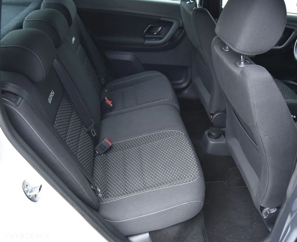 Skoda Fabia 1.4 TSI DSG RS - 24
