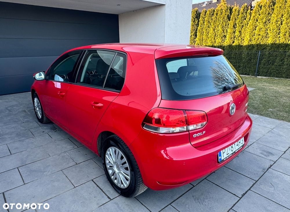 Volkswagen Golf 1.6 DSG Comfortline - 4