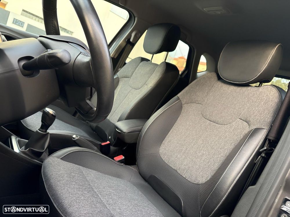 Renault Captur 0.9 TCE Exclusive - 29