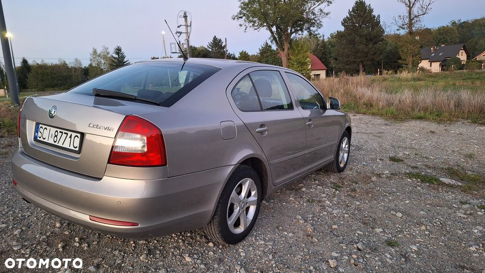 Skoda Octavia 2.0 TDI Family Plus - 6