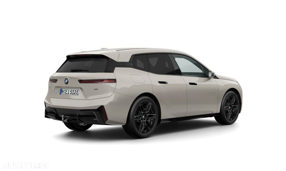 BMW iX xDrive60 - 2