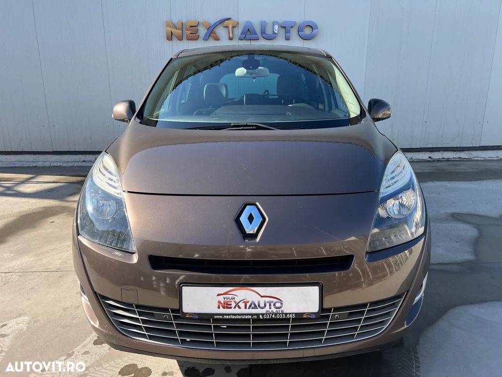 Renault Grand Scenic - 22