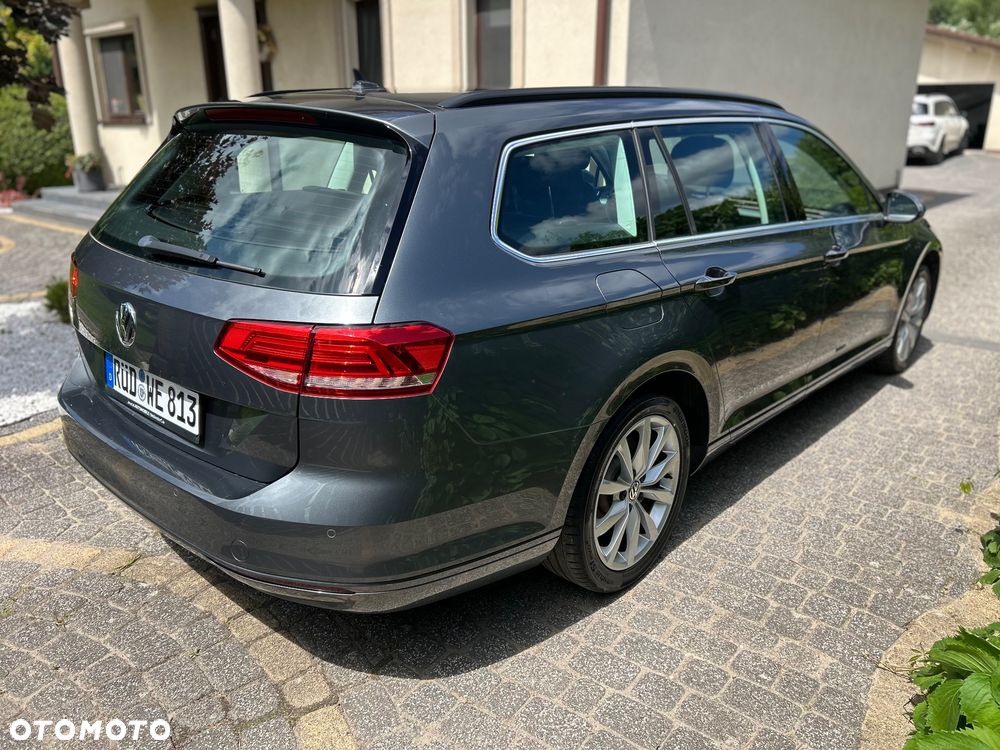 Volkswagen Passat 2.0 TDI (BlueMotion Technology) DSG Comfortline - 6