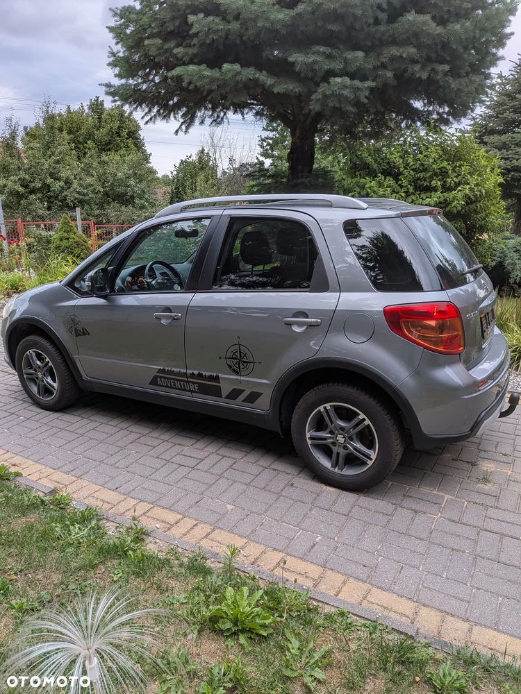 Suzuki SX4 1.6 VVT 4x4 Comfort - 11