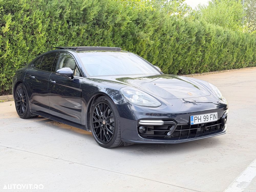 Porsche Panamera 4S Executive - 13
