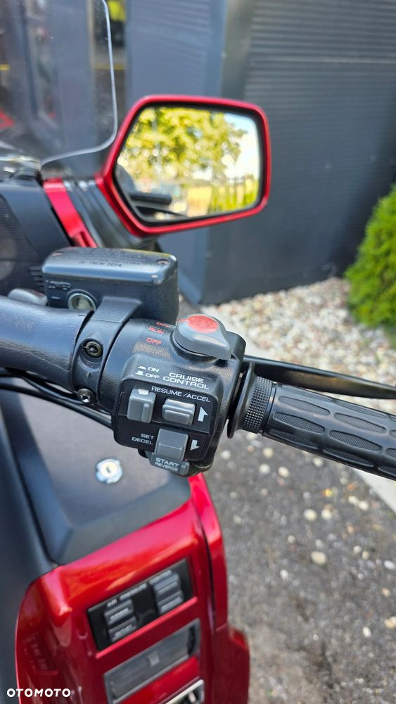 Honda GL - 28