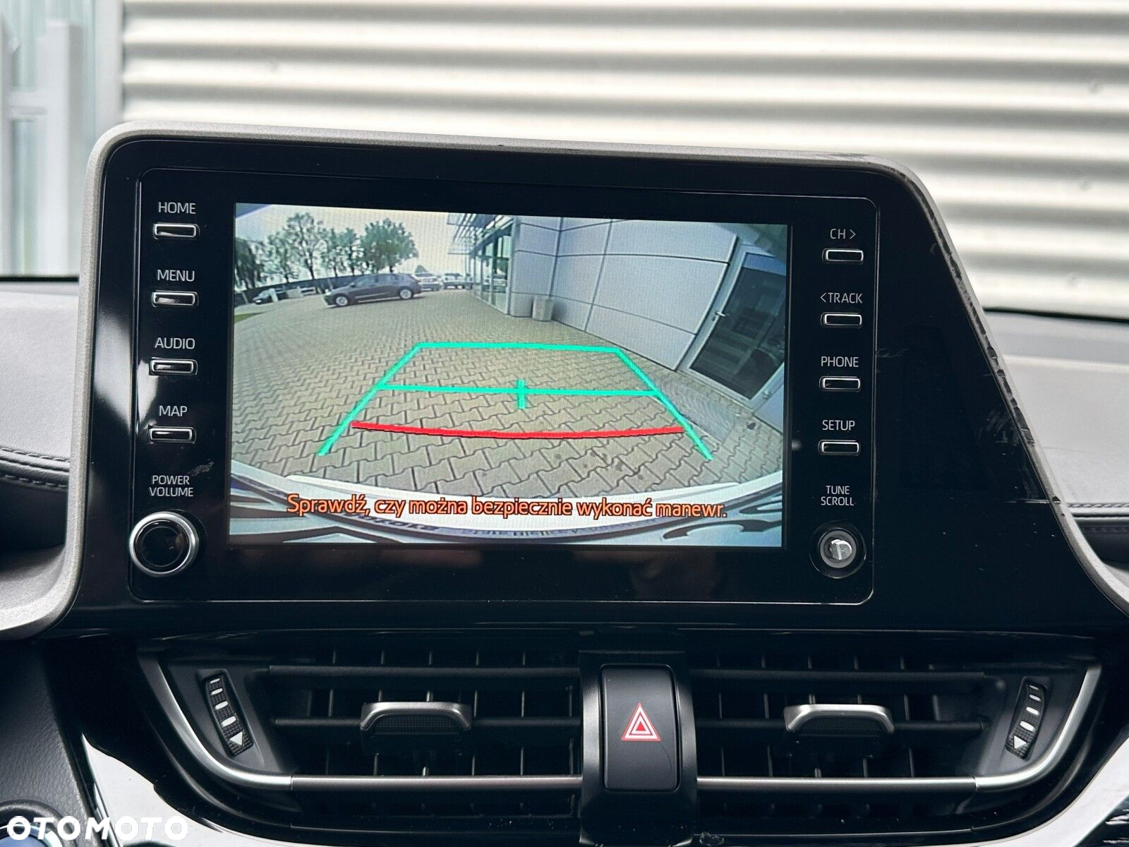 Toyota C-HR - 22