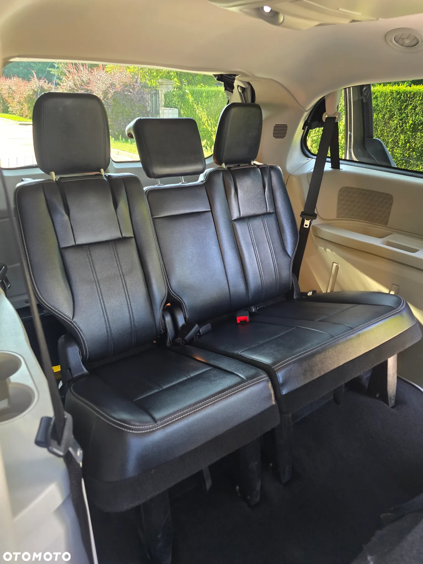 Chrysler Town & Country 3.6 Limited - 24