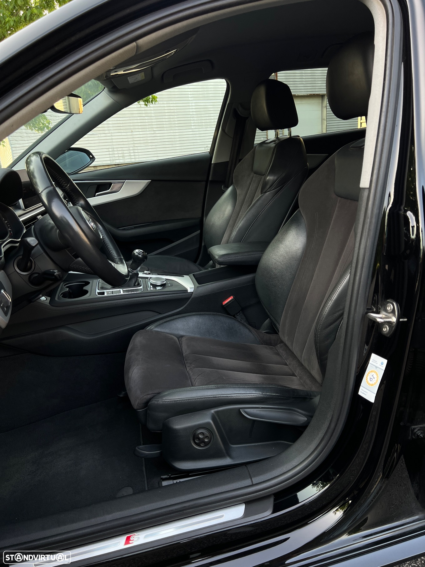 Audi A4 Avant 2.0 TDI S-line - 24
