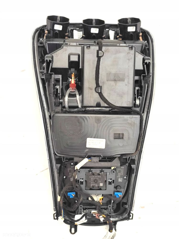 MERCEDES C KLASA W205 C63 AMG TUNEL ŚRODKOWY - 2