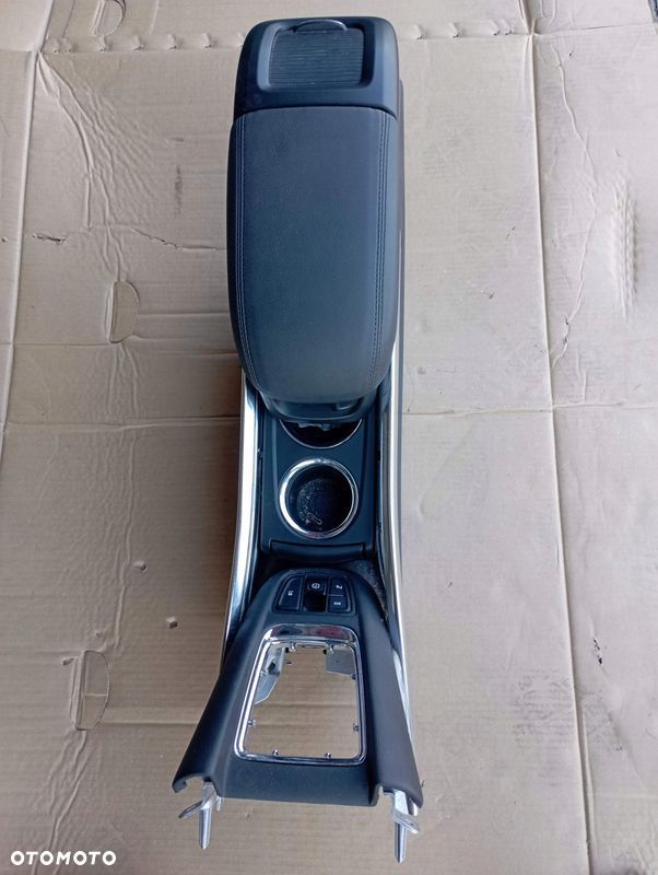 OPEL ZAFIRA C 1.6 CDTI TUNEL ŚRODKOWY PODŁOKIETNIK EUROPA - 1