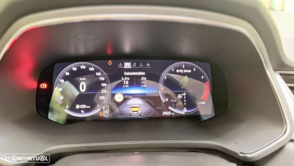 Renault Captur TCe Mild Hybrid 160 EDC TECHNO - 17