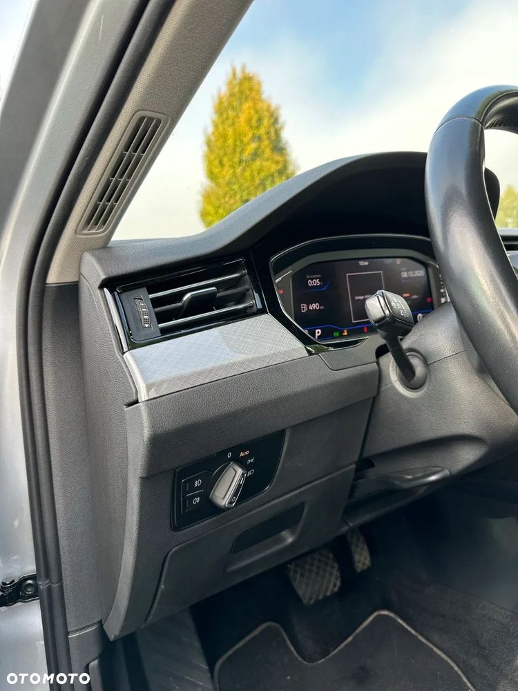 Volkswagen Passat 2.0 TSI Business DSG - 20