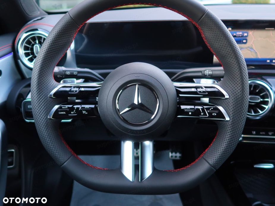 Mercedes-Benz CLA - 8