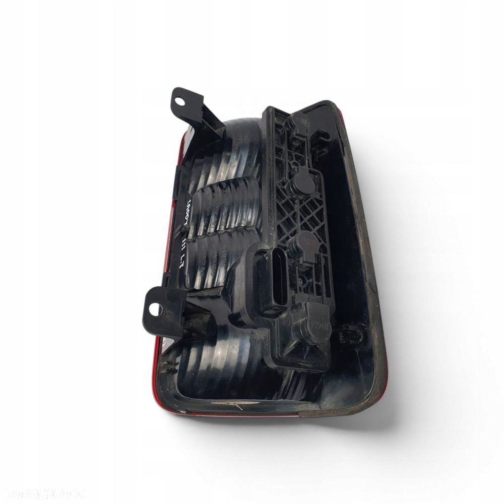 LAMPA LEWA Vw Caddy III lift lewy tył tylna kierowcy 10-15 - 11