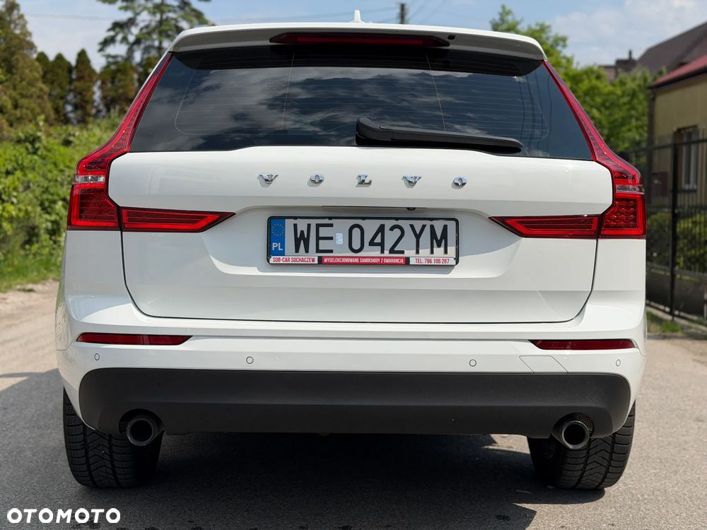 Volvo XC 60 B4 D AWD Momentum Pro - 5