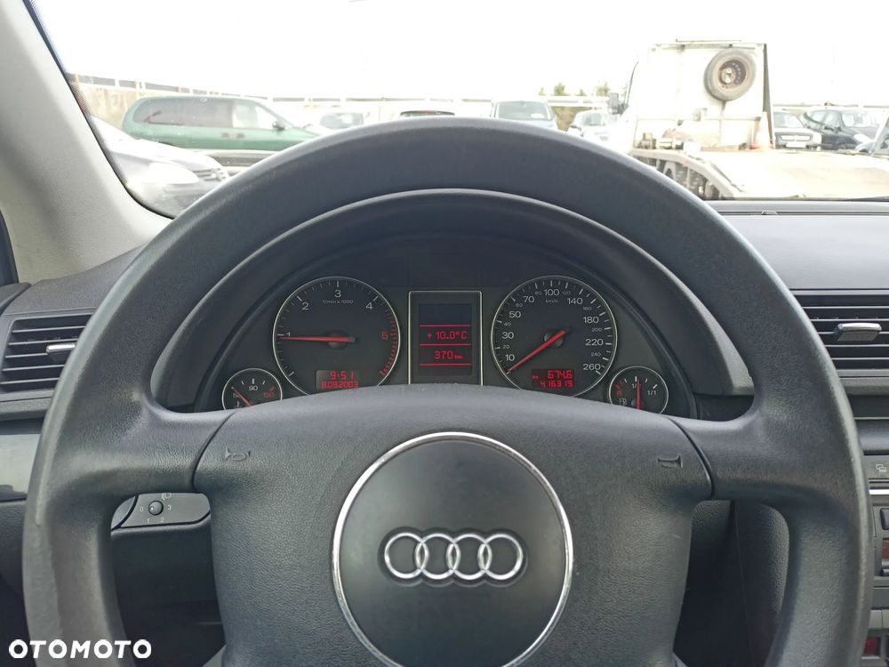 Audi A4 Avant 1.9 TDI - 9