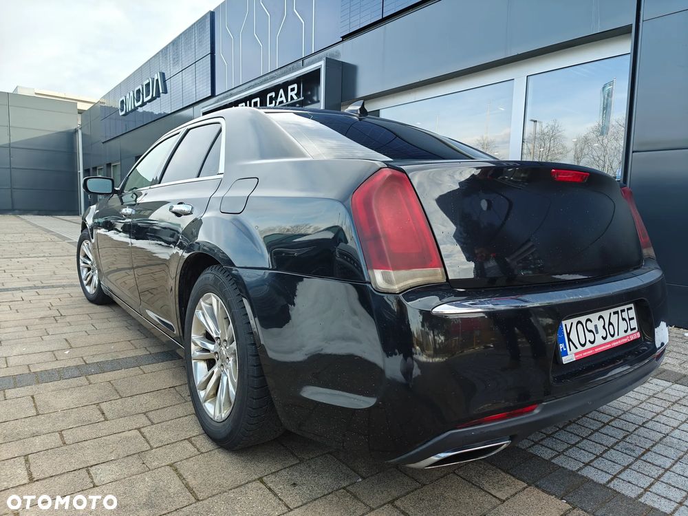 Chrysler 300C 3.5 V6 AWD - 2