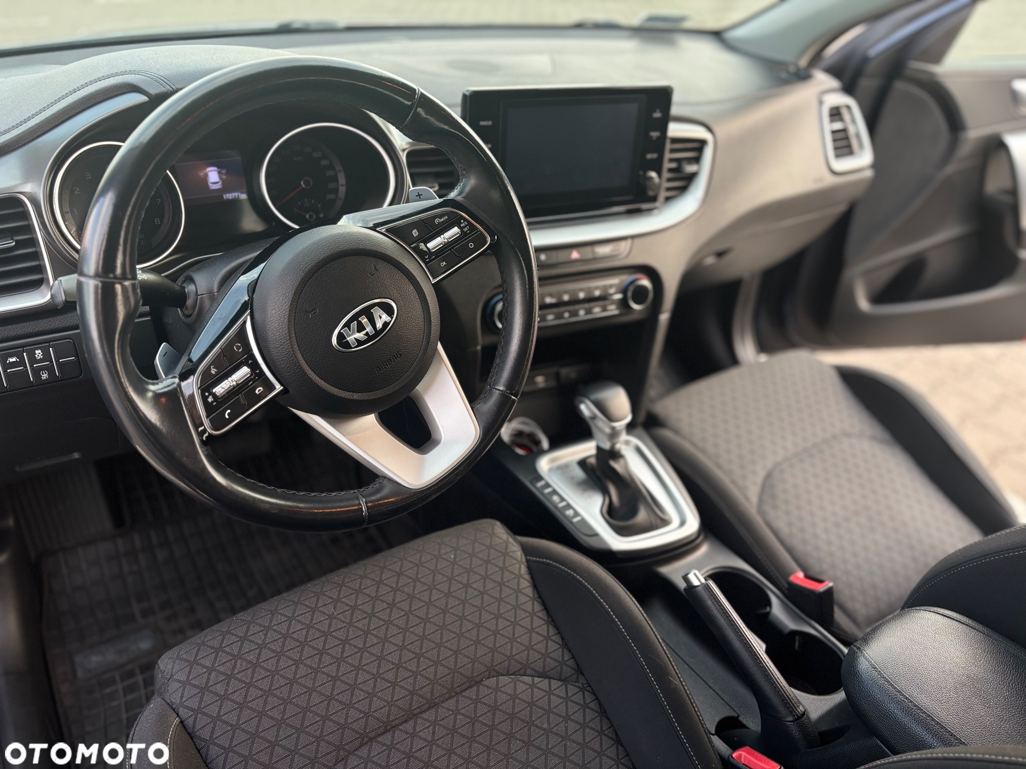 Kia Ceed 1.4 T-GDI M DCT - 14