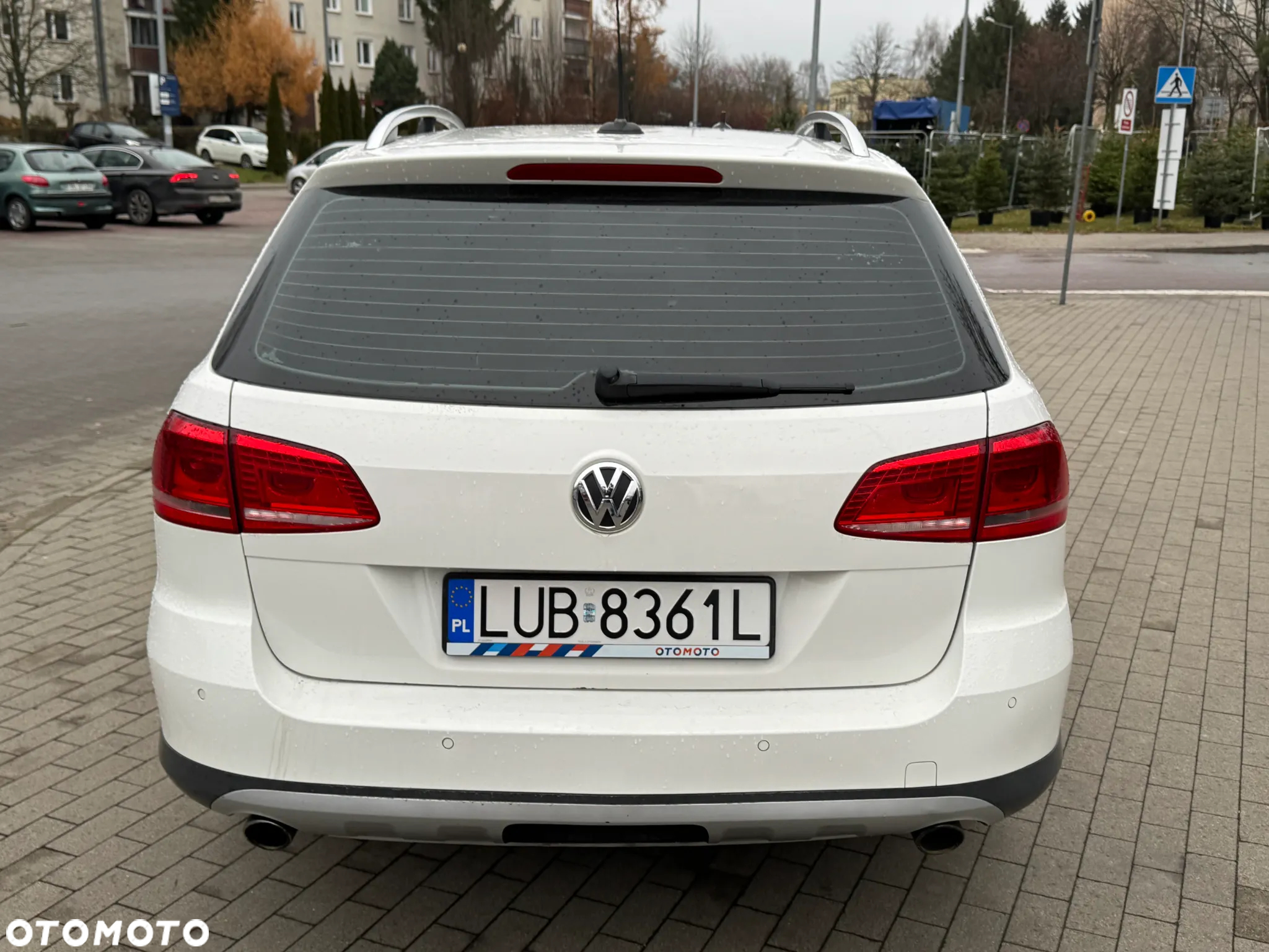 Volkswagen Passat Variant 2.0 TDI 4Motion DSG BlueMotion Tech Comfortline - 6