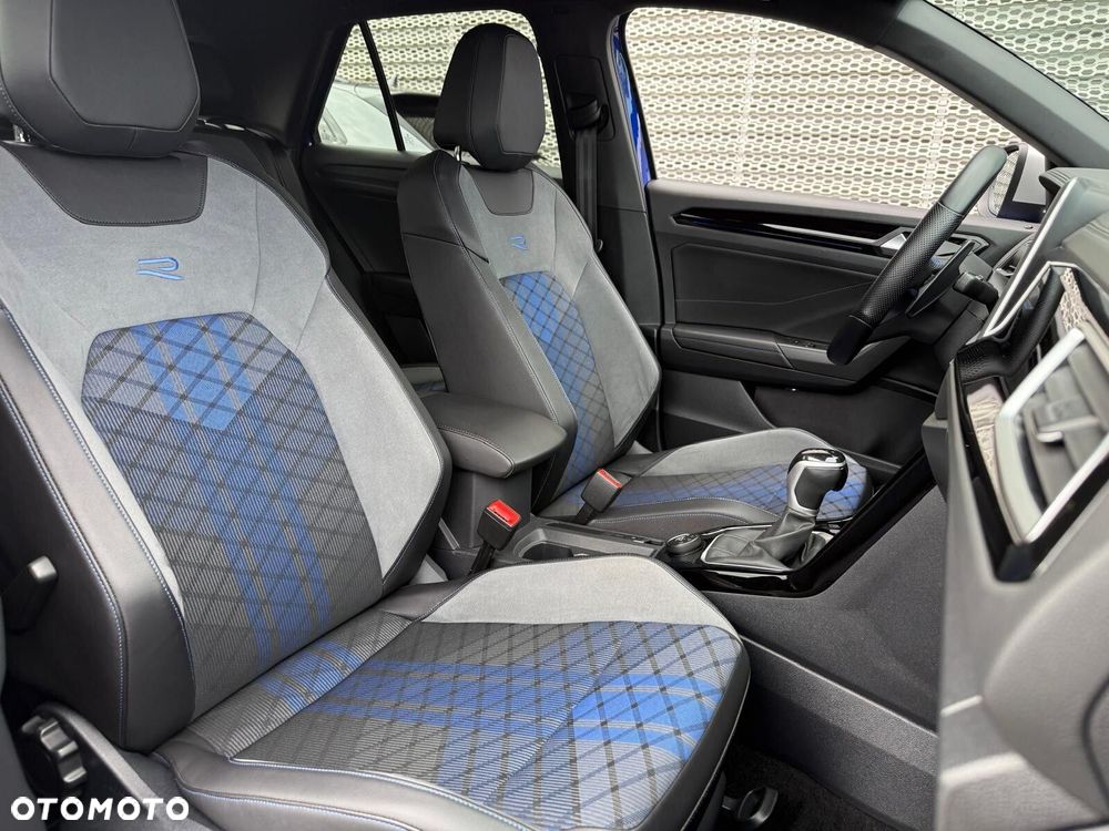 Volkswagen T-Roc - 23