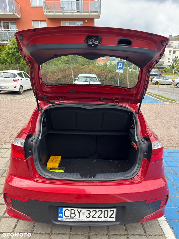 Kia Rio 1.2 L - 17