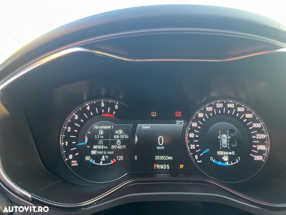 Ford Mondeo 2.0 TDCi Powershift AWD Titanium - 11
