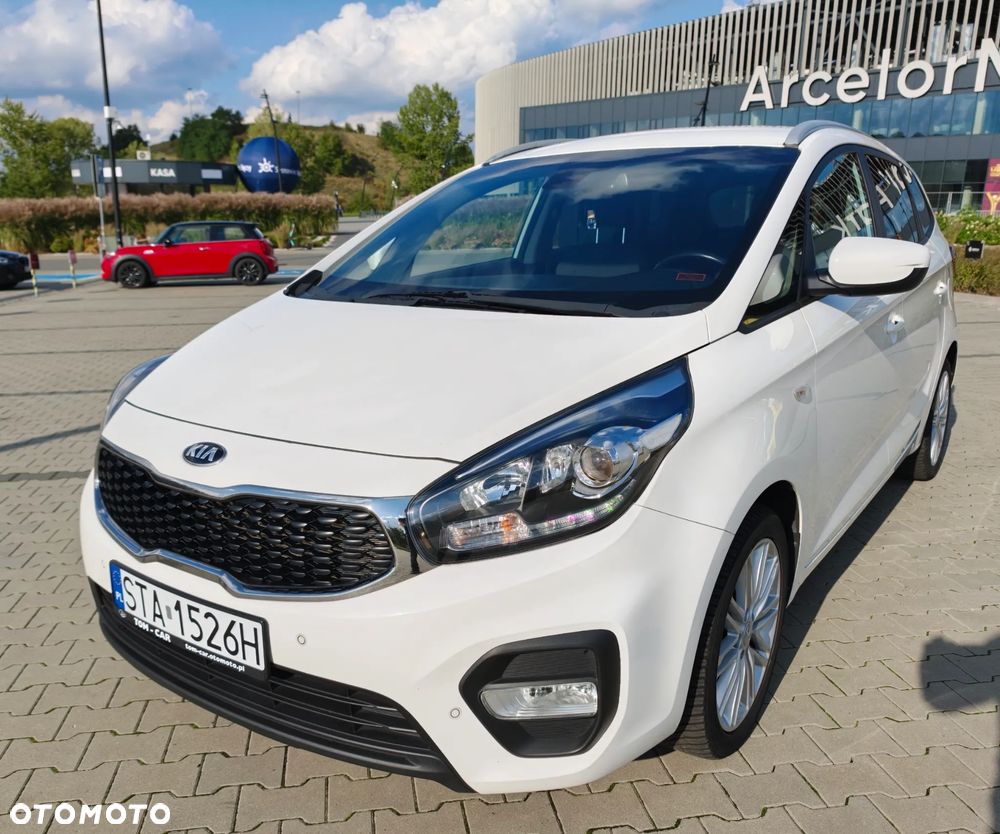 Kia Carens 1.6 GDI Dream-Team Edition - 5