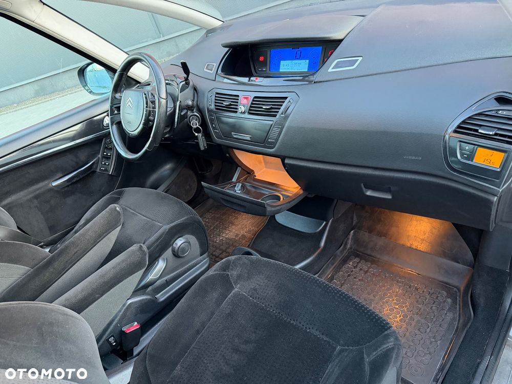 Citroën C4 Picasso - 11